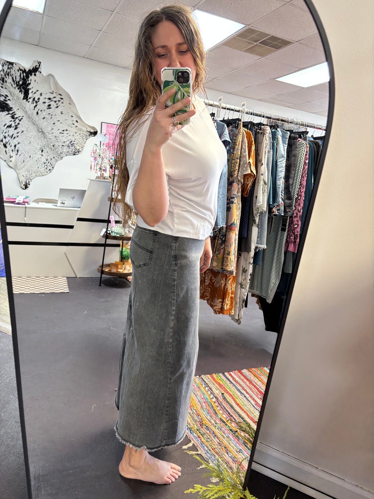 White Cropped Tee