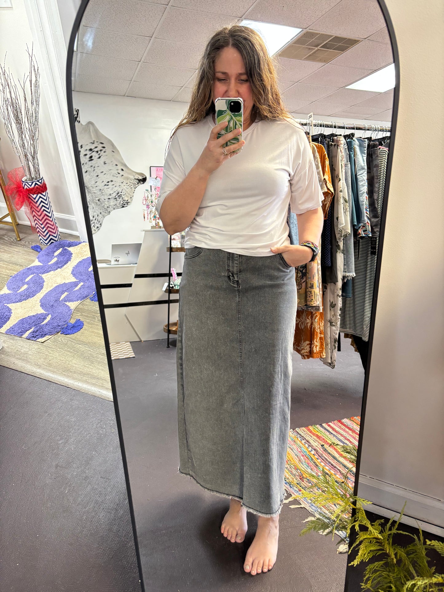 White Cropped Tee