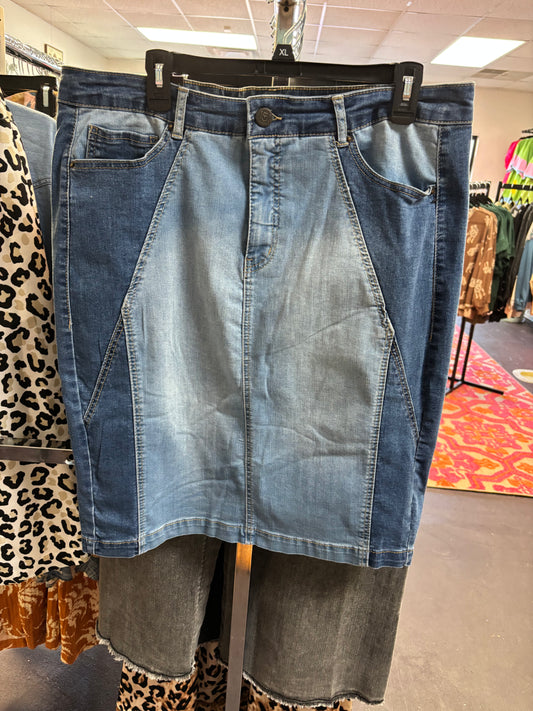 Denim Skirt 1X NWT